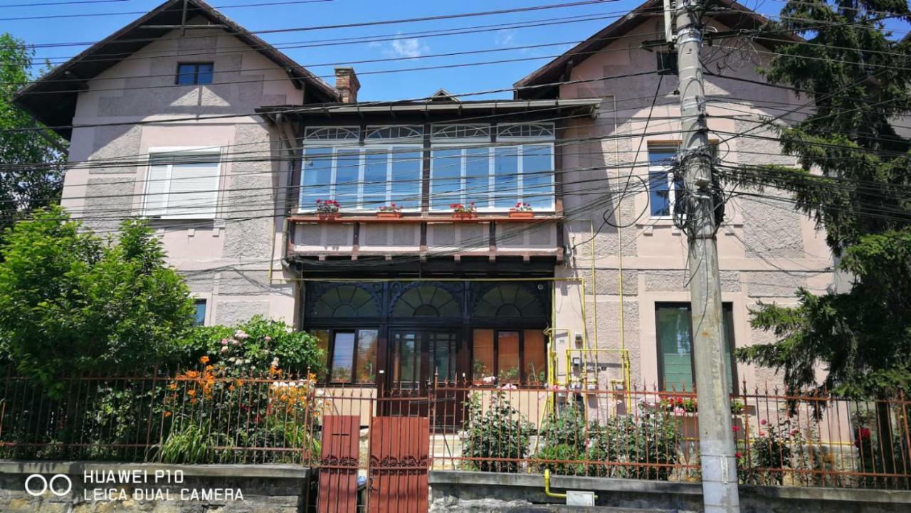 クルージュ＝ナポカApartament Hunterアパートメント エクステリア 写真