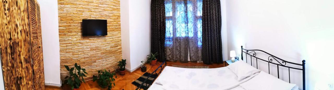 クルージュ＝ナポカApartament Hunterアパートメント エクステリア 写真